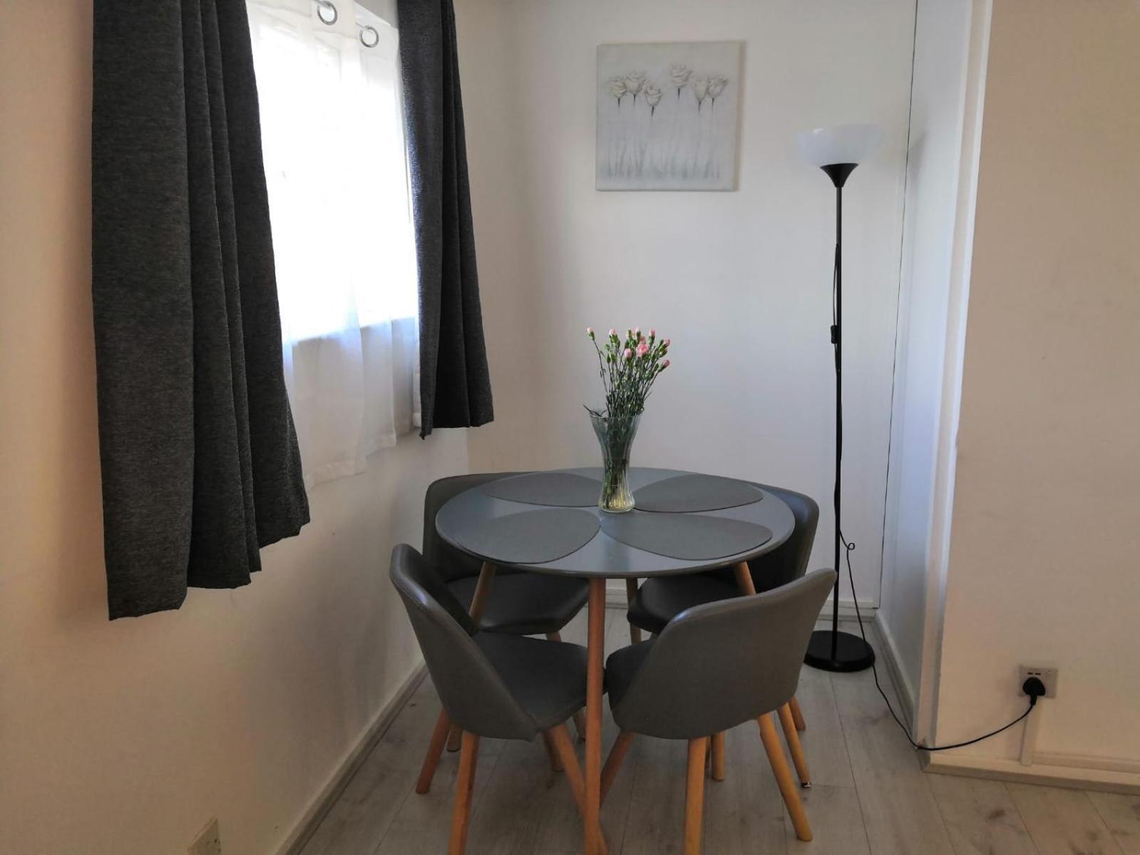 Delight Apartment, Close To Excel, London City Airport & O2! ภายนอก รูปภาพ