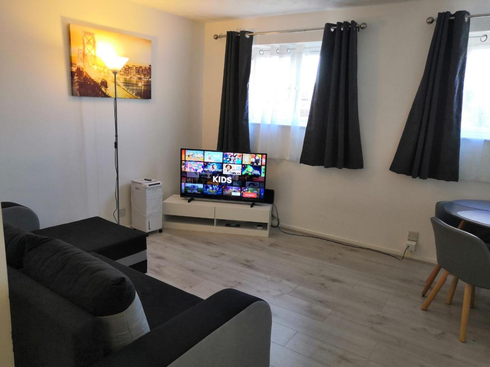 Delight Apartment, Close To Excel, London City Airport & O2! ภายนอก รูปภาพ